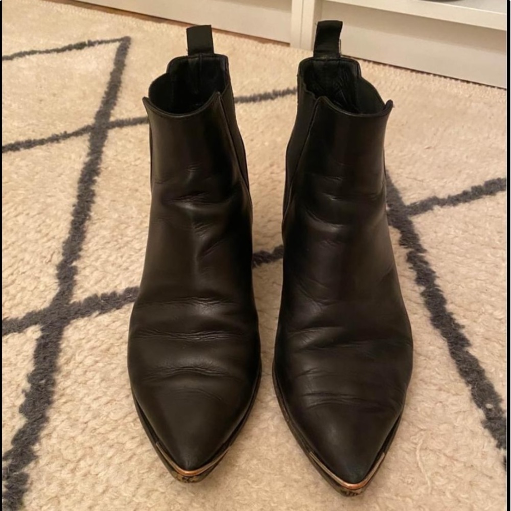 Acne Studios “Jensen” boot 39